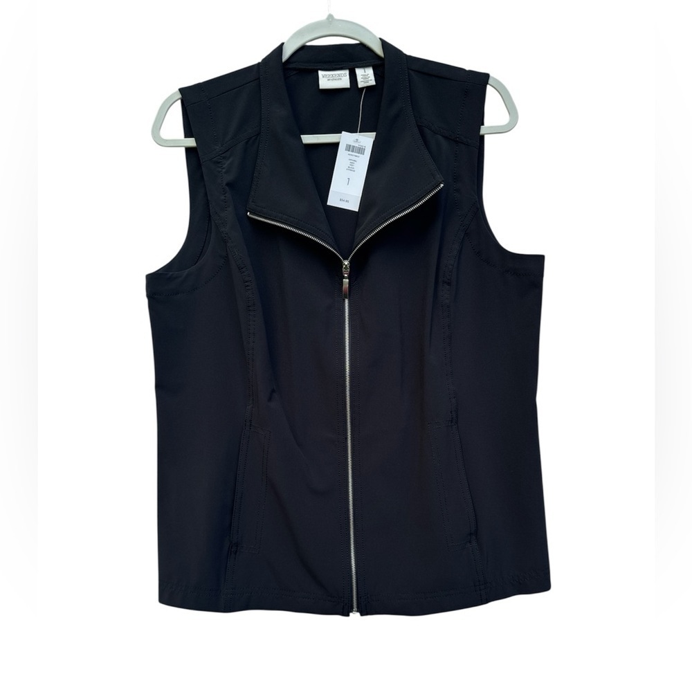 NEW WEEKENDS BY CHICO’S women’s black color size 1 zipper closure